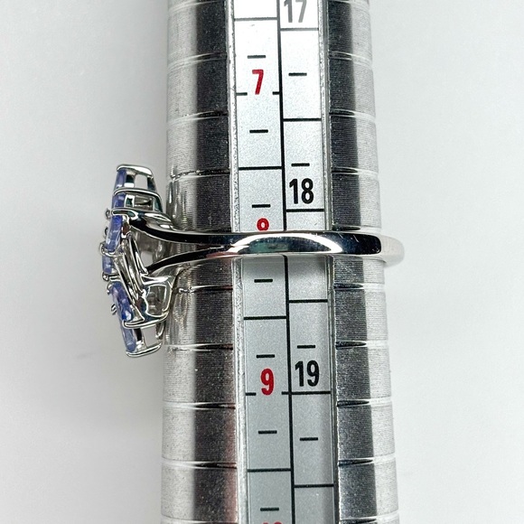 “Twinkling Beyond” Truly Divine Tanzanite Ring! 💎 - SIZE (8) - Picture 9 of 9